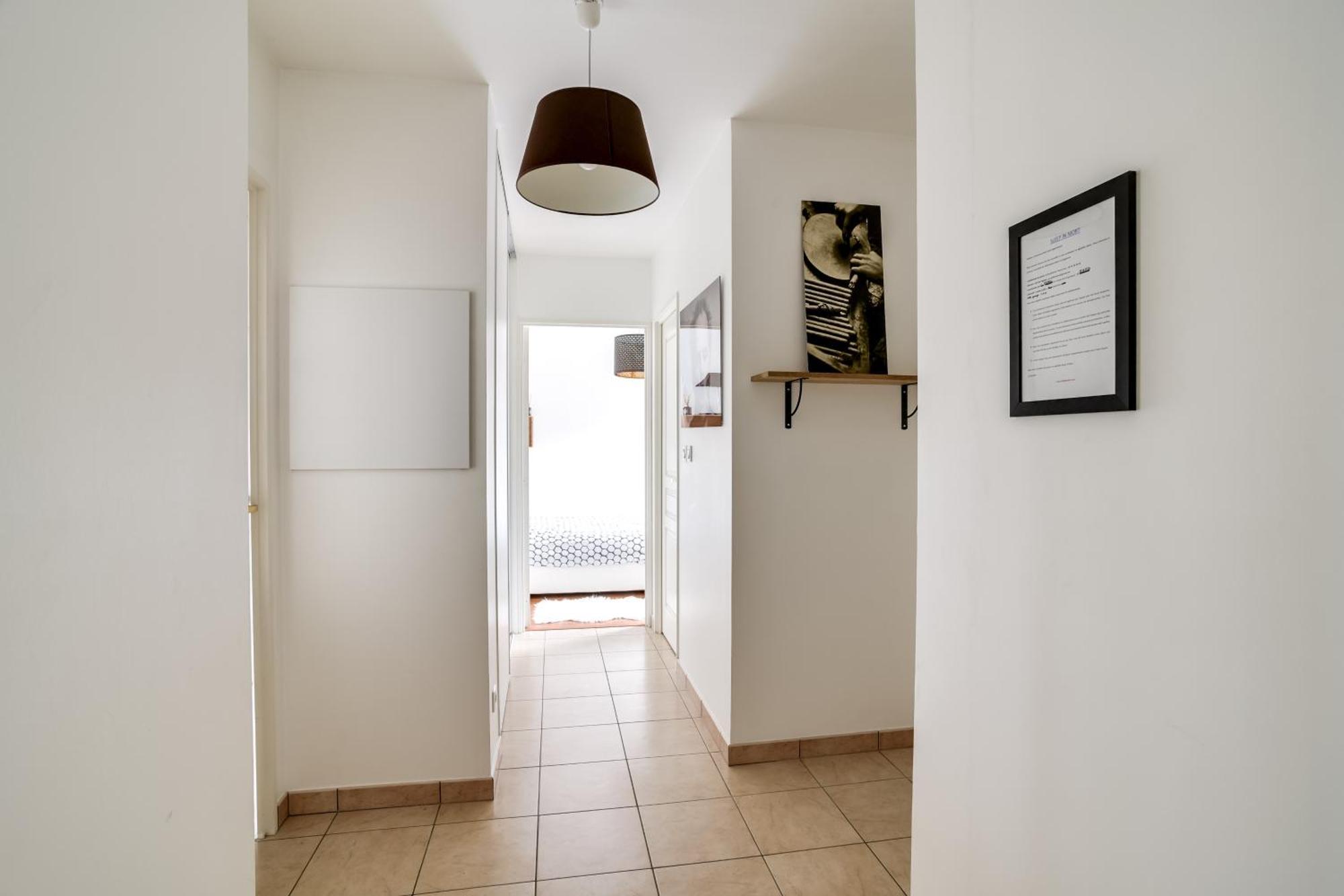 Ferienwohnung Votre Escale - Le Petit Montmartre Niort Exterior foto