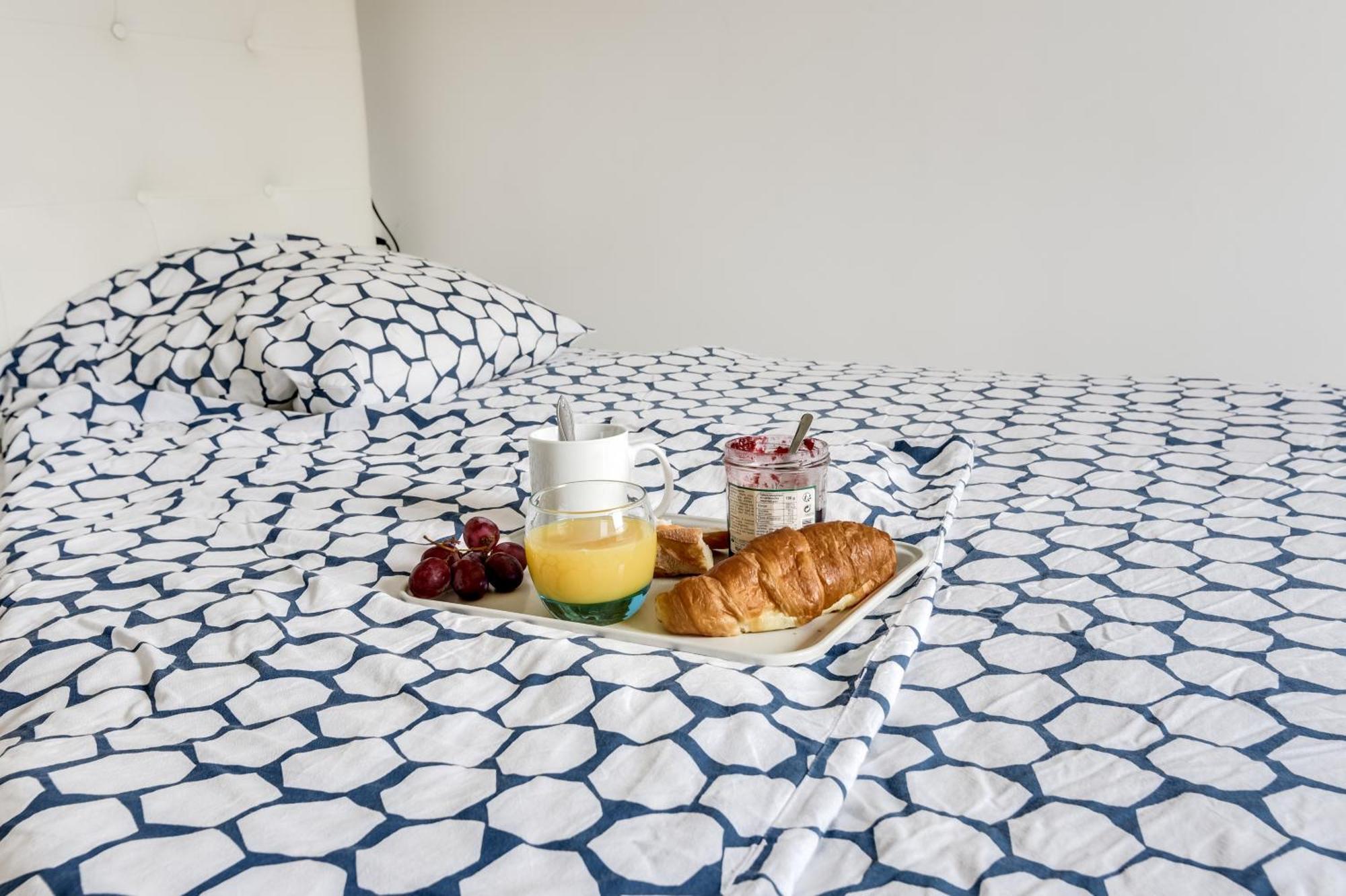 Ferienwohnung Votre Escale - Le Petit Montmartre Niort Exterior foto